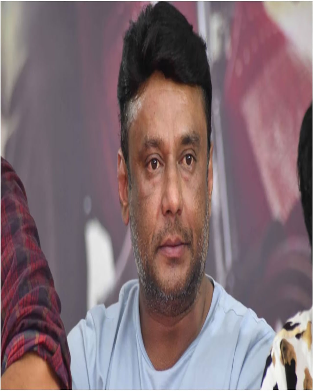 ಬಳ್ಳಾರಿ ಜೈಲಿನಲ್ಲಿ ವಕೀಲರೊಂದಿಗೆ ಚರ್ಚೆ