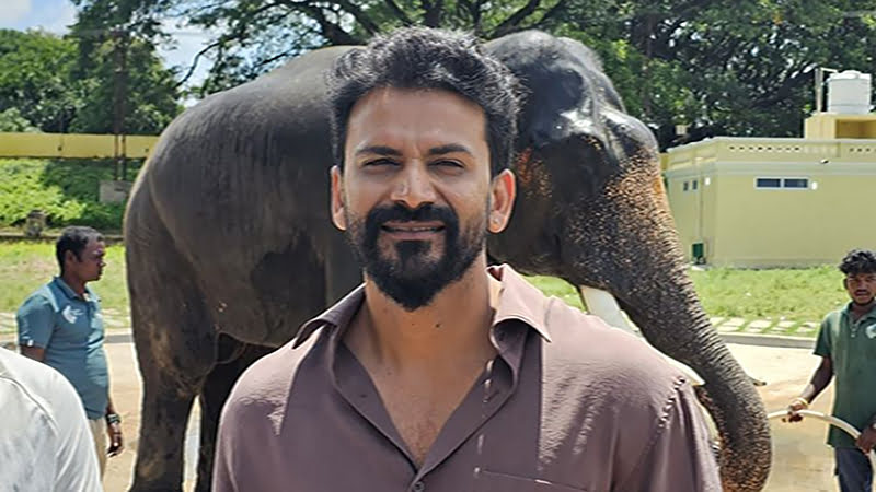ಮಾವುತರಿಗೆ ಪಾದರಕ್ಷೆ ಕೊಟ್ಟ ಡಾಲಿ