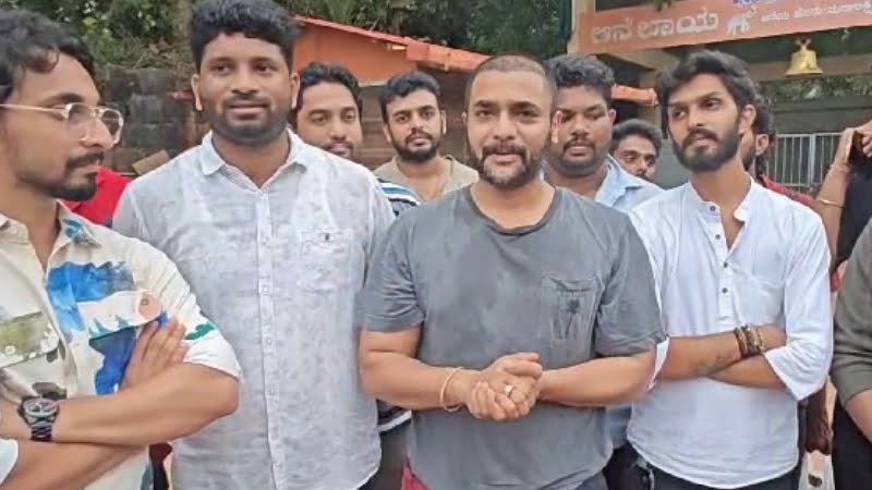 ದರ್ಶನ ಪಡೆದ ನಟ ಶ್ರೀಮುರಳಿ