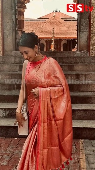 ಫ್ರೆಂಡ್ ಮದುವೇಲಿ ಮಿಂಚಿದ ಮಾನ್ವಿತಾ