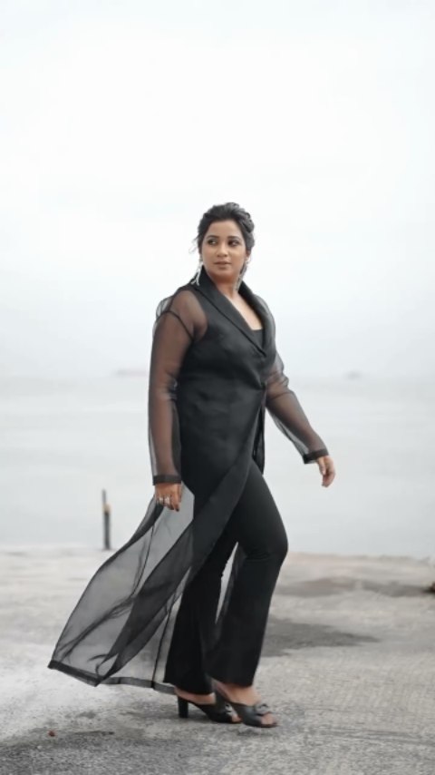 ಶ್ರೇಯಾ ಘೋಷಾಲ್ ಯಾವ ಹೀರೋಯಿನ್ ಗೂ ಕಡಿಮೆ ಇಲ್ಲ