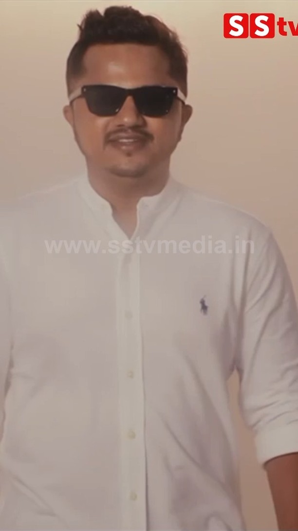ಅಯೋಗ್ಯ 2 ಸೆಟ್ ಗೆ ಡೈರೆಕ್ಟರ್ ಮಹೇಶ್ ಕುಮಾರ್
