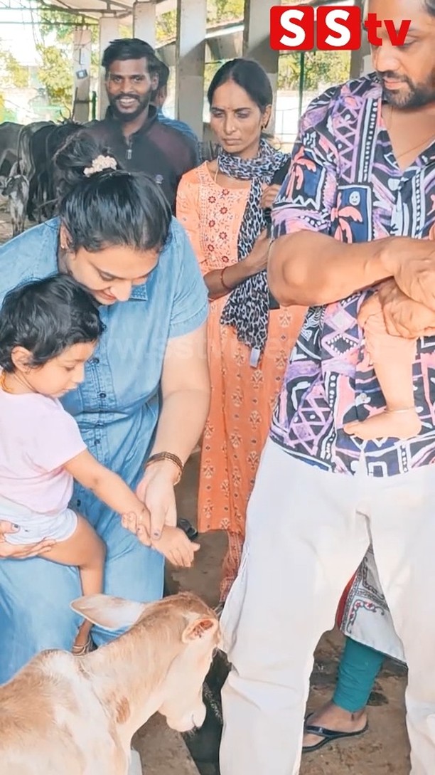 ಬೆಂಗಳೂರಿನ ಗೋಶಾಲೆಯಲ್ಲಿ ಗೋವುಗಳ ಜೊತೆ ಸಮಯ ಕಳೆದ ಧ್ರುವ