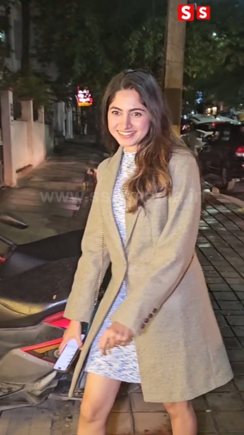 ದಿ ಬ್ಲೂಮ್ ಕೆಫೆ ಗೆ ದಿಯಾ ಮೂವಿ ಹೀರೋಯಿನ್ ಎಂಟ್ರಿ