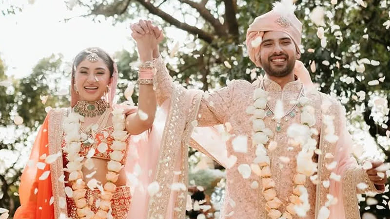 Armaan Malik is a famous singer who entered into married life