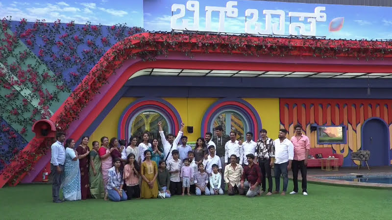 Dhanraj's family enters Bigg Boss house