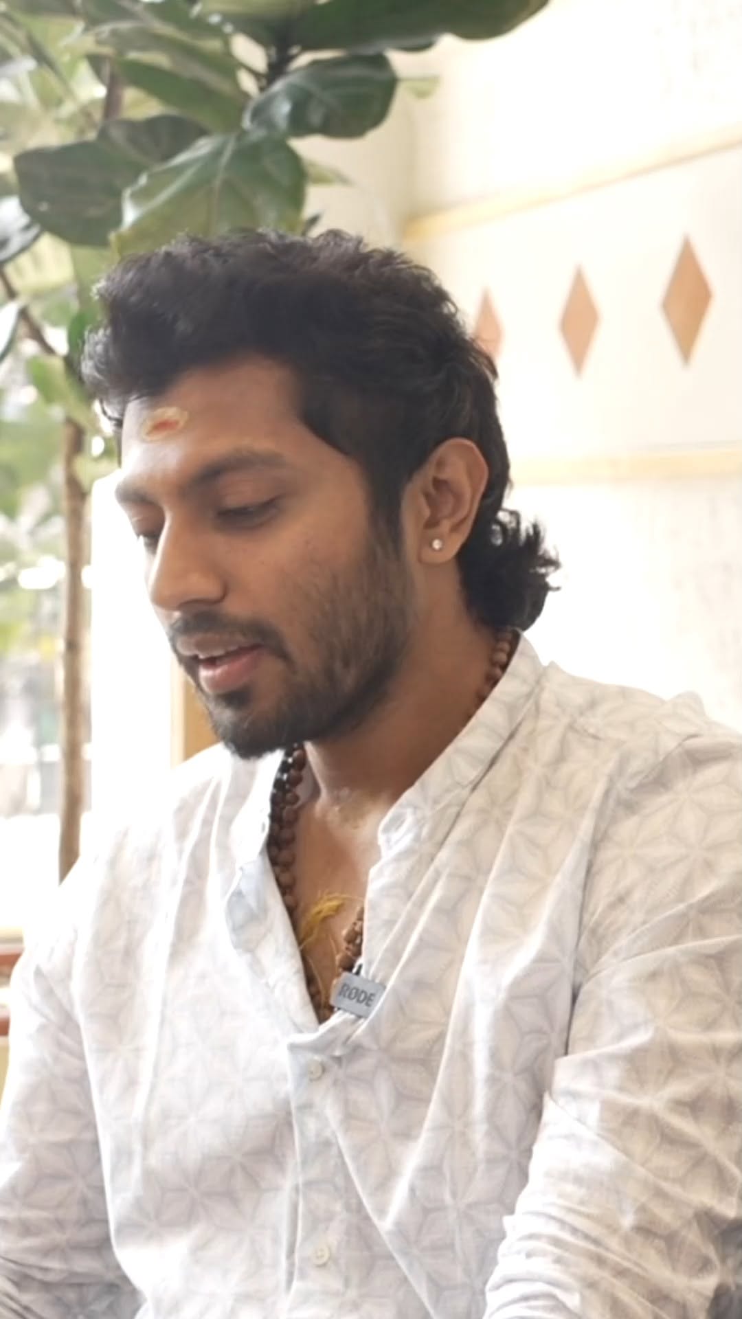 ಪ್ರಿಯ ವಾರಿಯರ್ ಶ್ರೇಯಸ್ ಮಂಜು