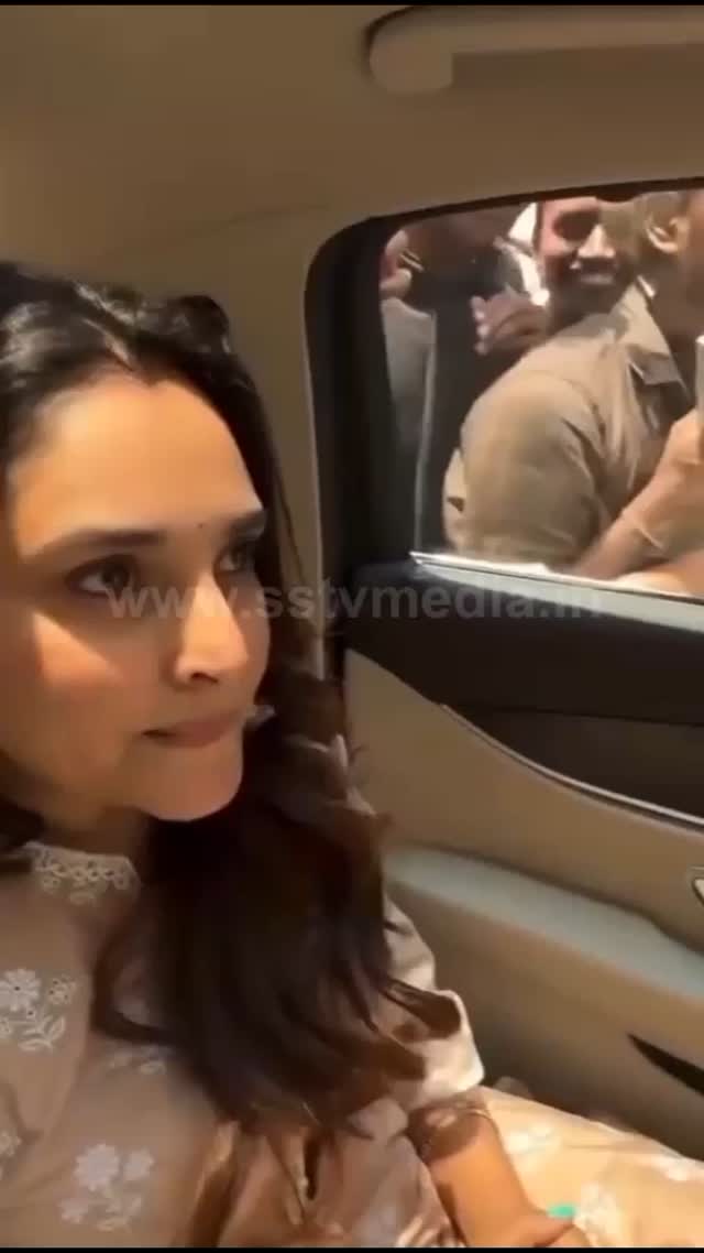 ರಮ್ಯಾ ಹಾಗೂ ಶರ್ಮಿಳಾ