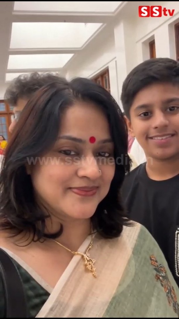 Actress Vinodini's full trip with her children during summer vacation