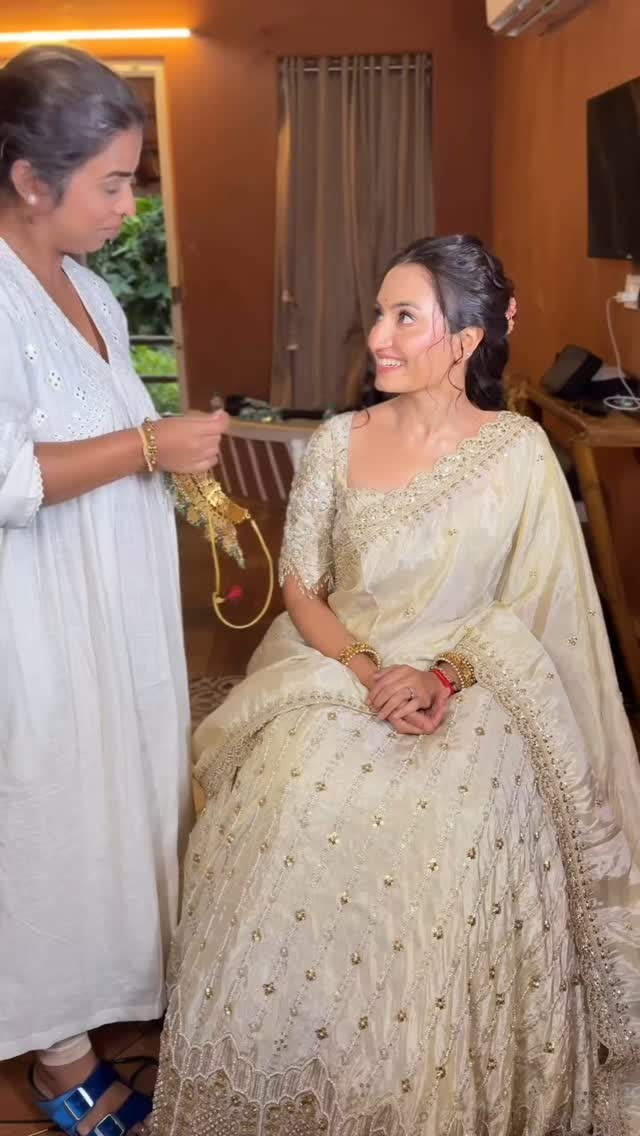 Vaishnavi in ​​Engagement Josh