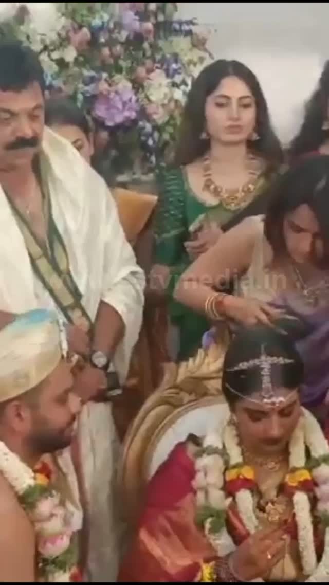 ಮದುವೆ ಸಂಭ್ರಮದಲ್ಲಿ ಅರ್ಚನಾ