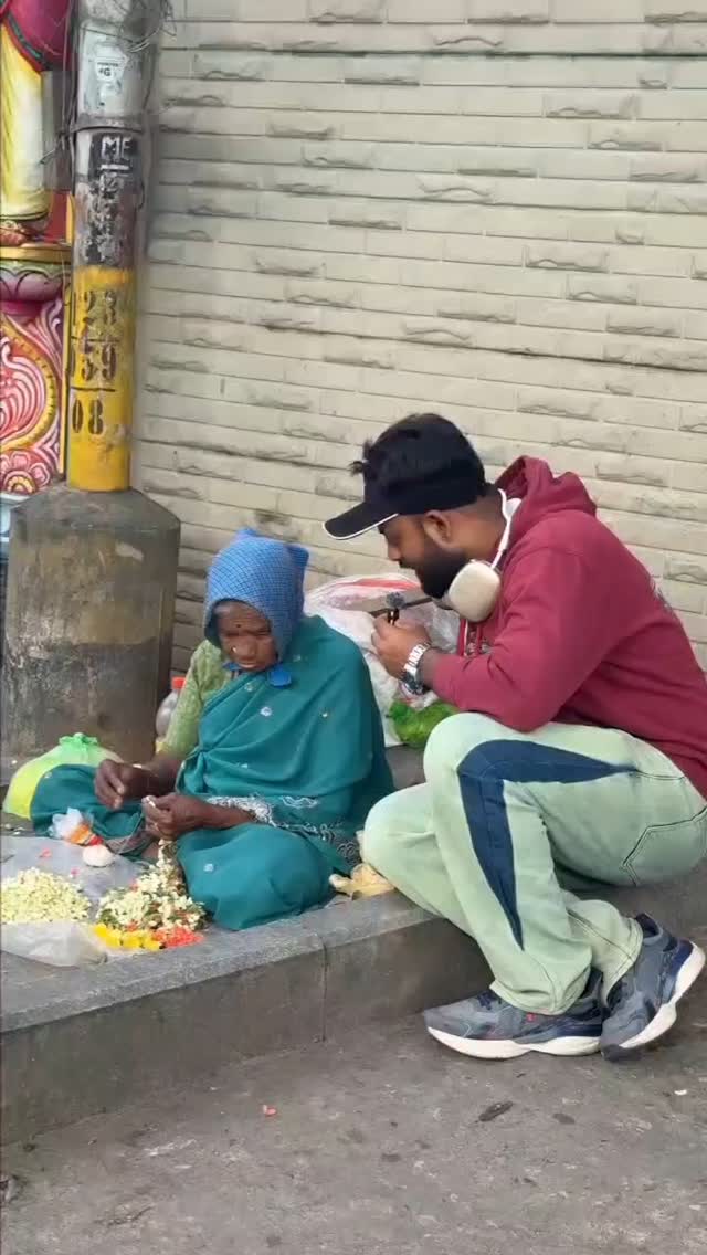 ಅಜ್ಜಿ ಕಣ್ಣೀರು ವರಿಸಿದ ರಾಜ ರತ್ನಾಕರ ಮೂವಿ ಹೀರೋ