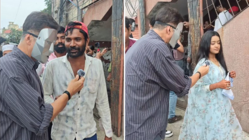 Akshay Kumar asked for a review while wearing a mask