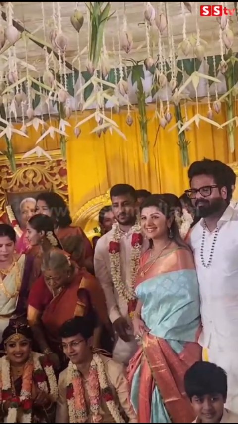 ಸಂಭಂದಿಕರ ಮದುವೇಲಿ ಮಿಂಚಿದ ನಟಿ ರಂಭಾ