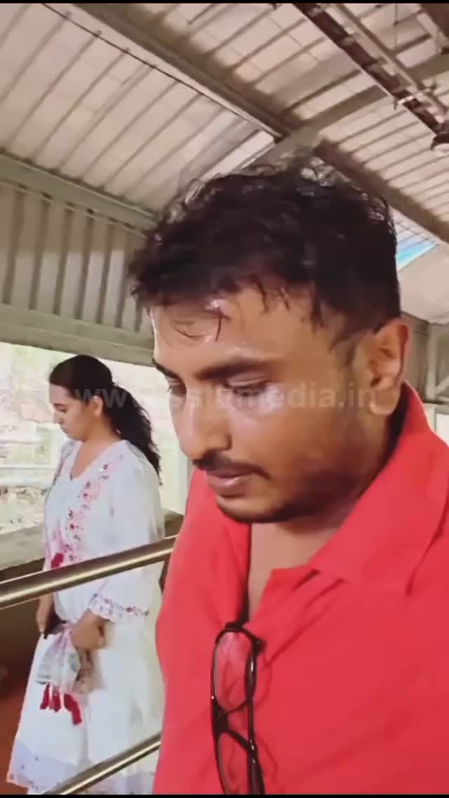 ತಿರುಪತಿ ಮೆಟ್ಟಿಲು ಹತ್ತಿ ಸುಸ್ತಾದ ಅಮೂಲ್ಯ ಗಂಡ ಜಗದೀಶ್
