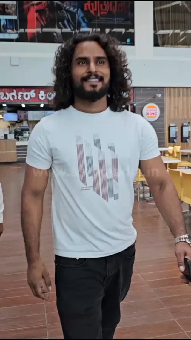 ಉತ್ಸವ ಕೆಫೆ ಶುಭಾರಂಭಕ್ಕೆ ಬಂದ ನವೀನ್ ಶಂಕರ್