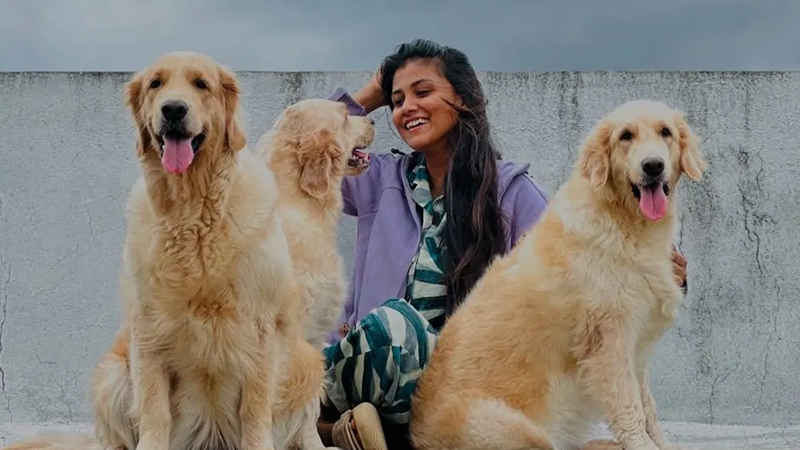 Gowthami's family photoshoot is a feast!