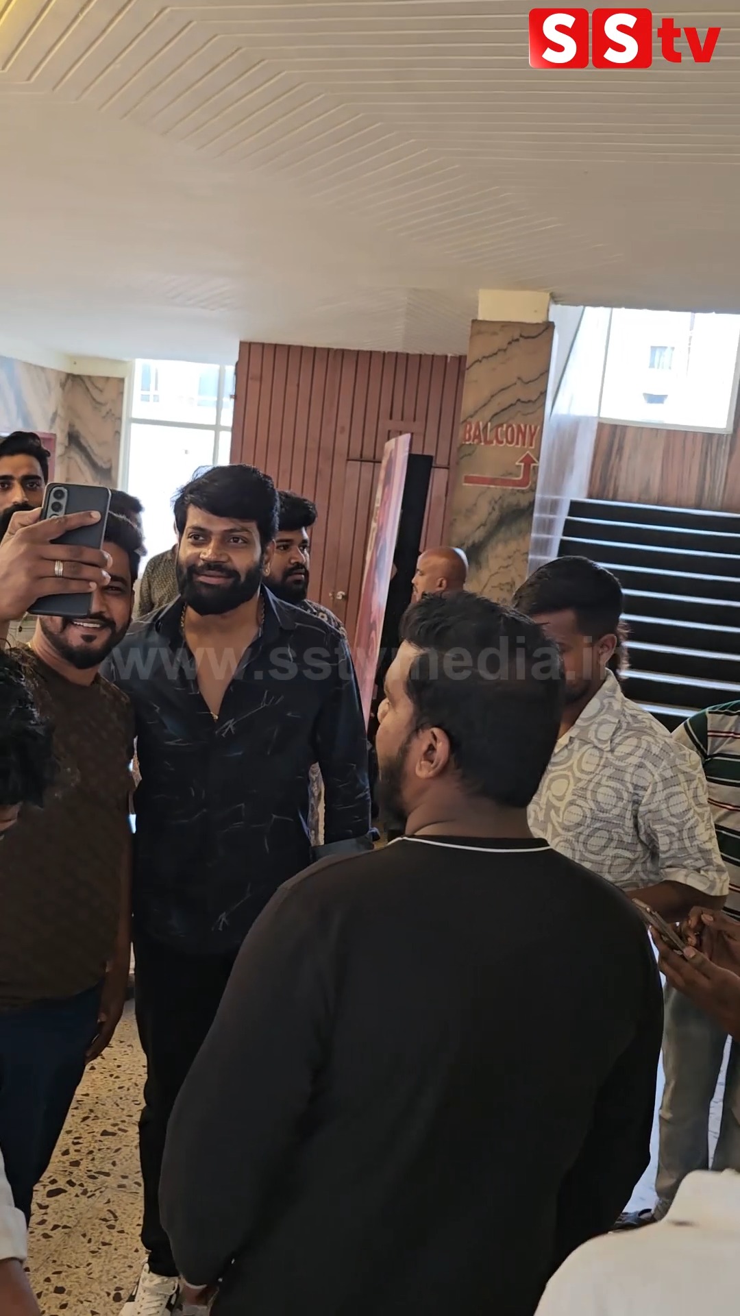2ನೇ ವಾರವು ಹೌಸಫುಲ್ಲ್ ಪ್ರದರ್ಶನ ಕಾಣುತಿರುವ ಮಾದೇವ....