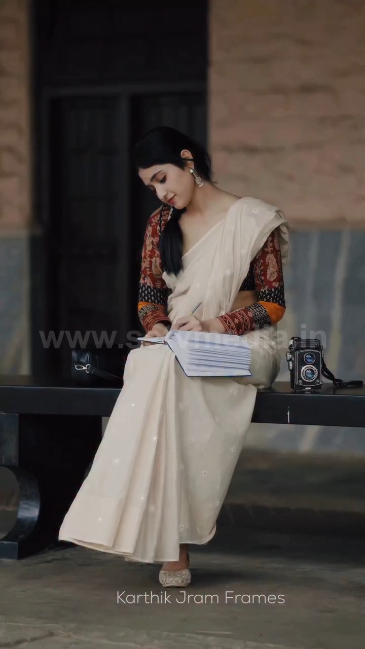 ಹೊಸ ಲುಕ್ ನಲ್ಲಿ ರೀಲ್ಸ್ ಮಾಡಿದ ನಟಿ ಮಲೈಕಾ