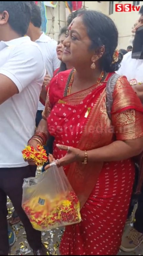 ಮಗನ ರಾಜ ರತ್ನಾಕರ ಸಿನಿಮಾ ನೋಡಲು ಬಂದ ನಟಿ ಆಶಾರಾಣಿ