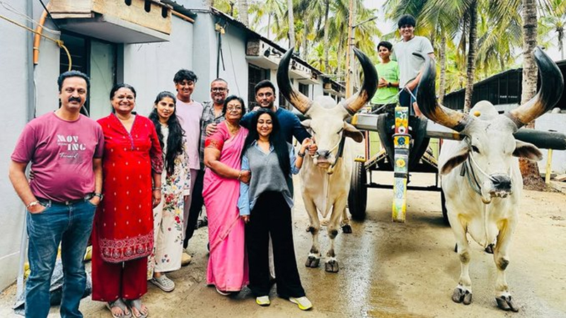 Darshan family photo goes viral